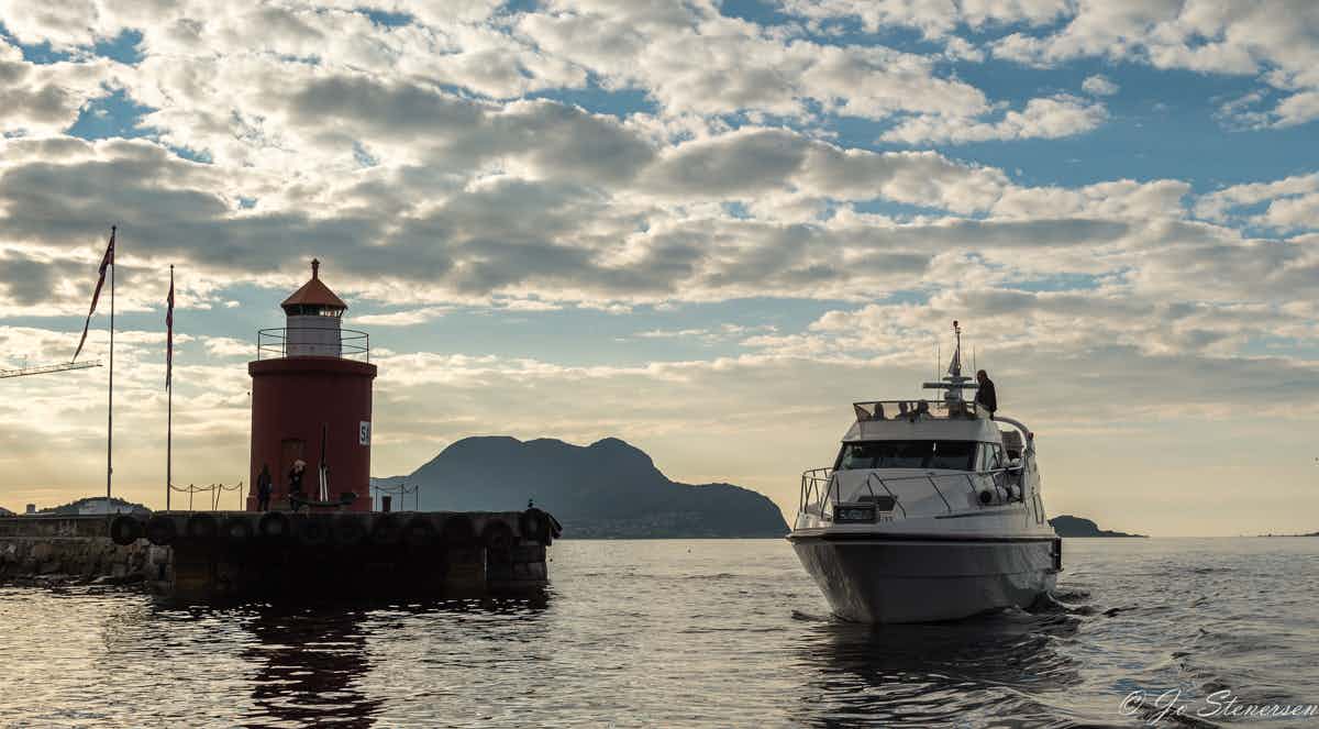 MS Fjord Explorer