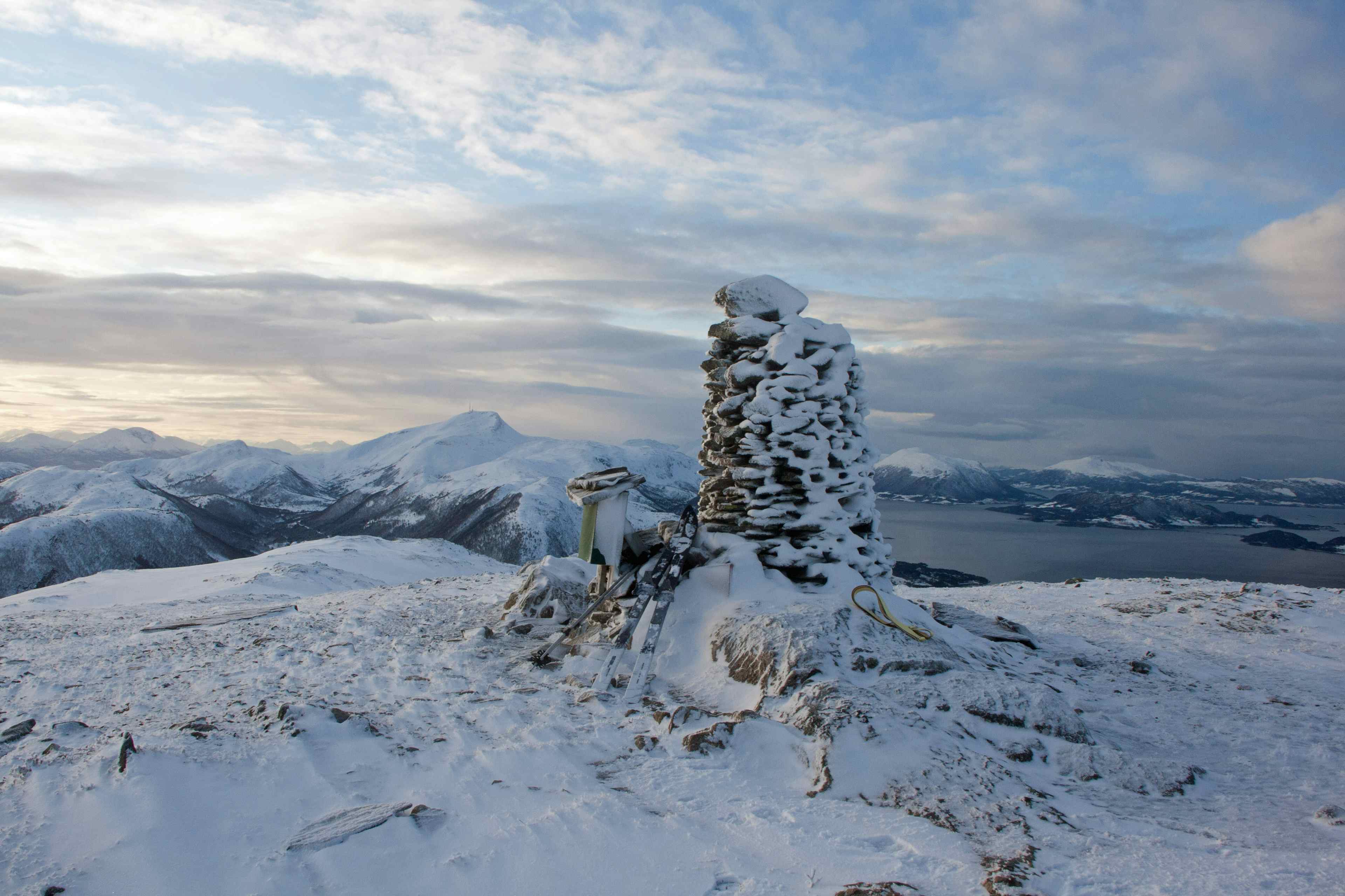 Utsikt fra toppen av Høgfjellet.