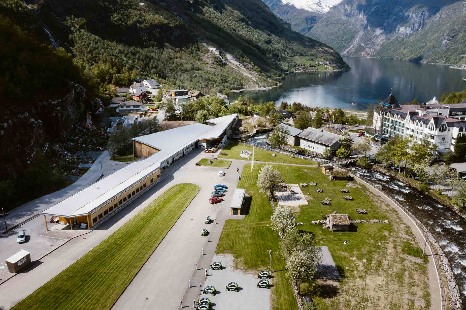 Uteareal ved Norsk Fjordsenter