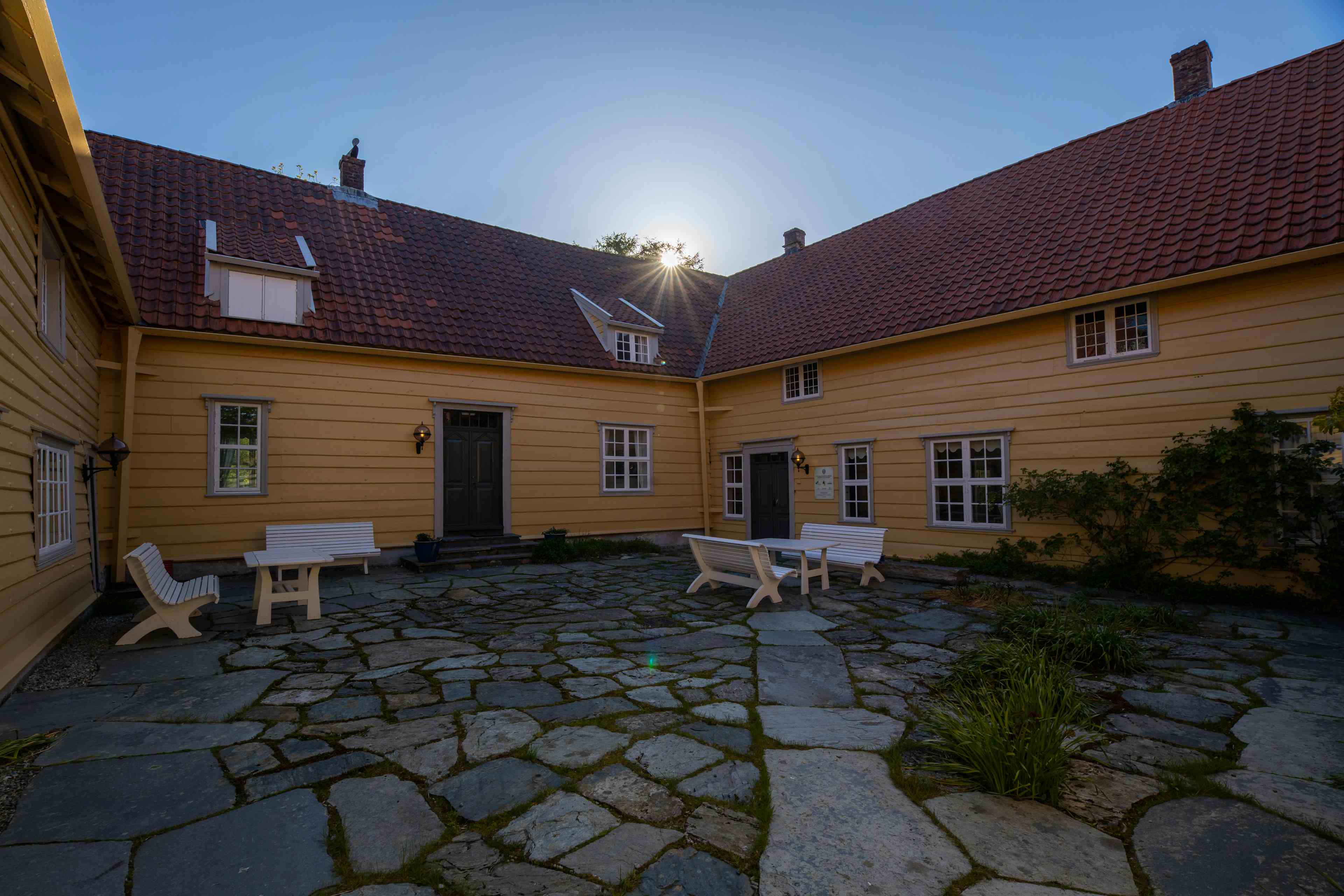 Velkomen til Svanøy Hovedgård