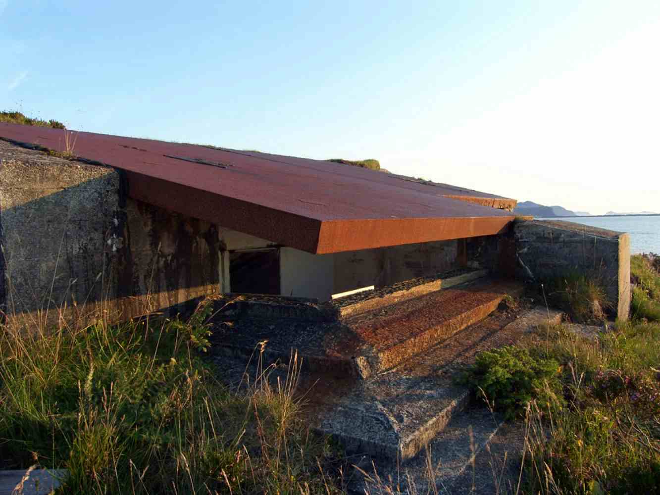 Bunkers fra andre verdenskrig, på Bjørnøya.