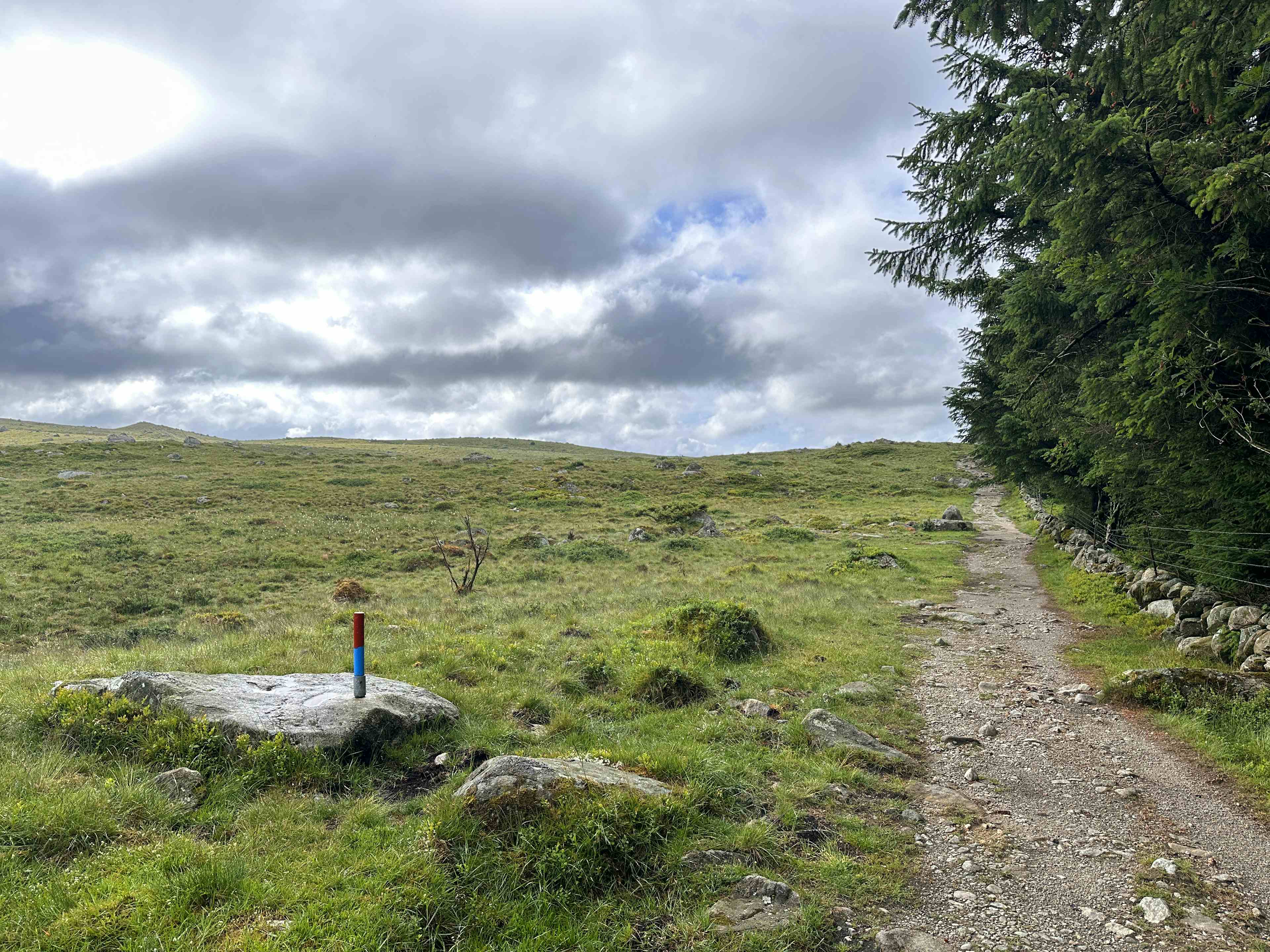 The hike to Mother Norway / Steinkjerringa