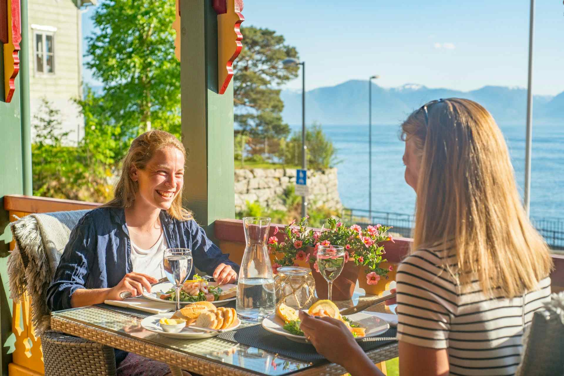 Lavik Fjord Hotel Restaurant