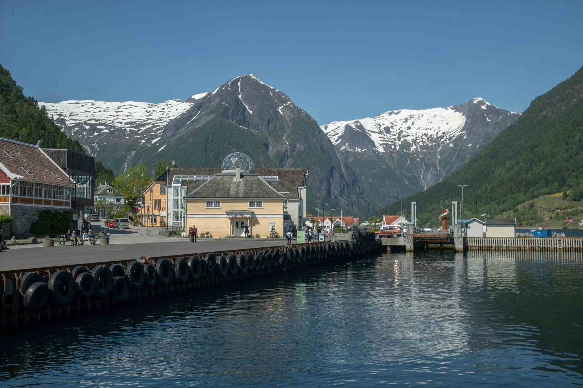 Glaciertour Fjærlandsfjorden