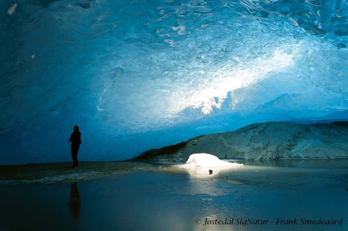 Blåis grottetur, Nigardsbreen