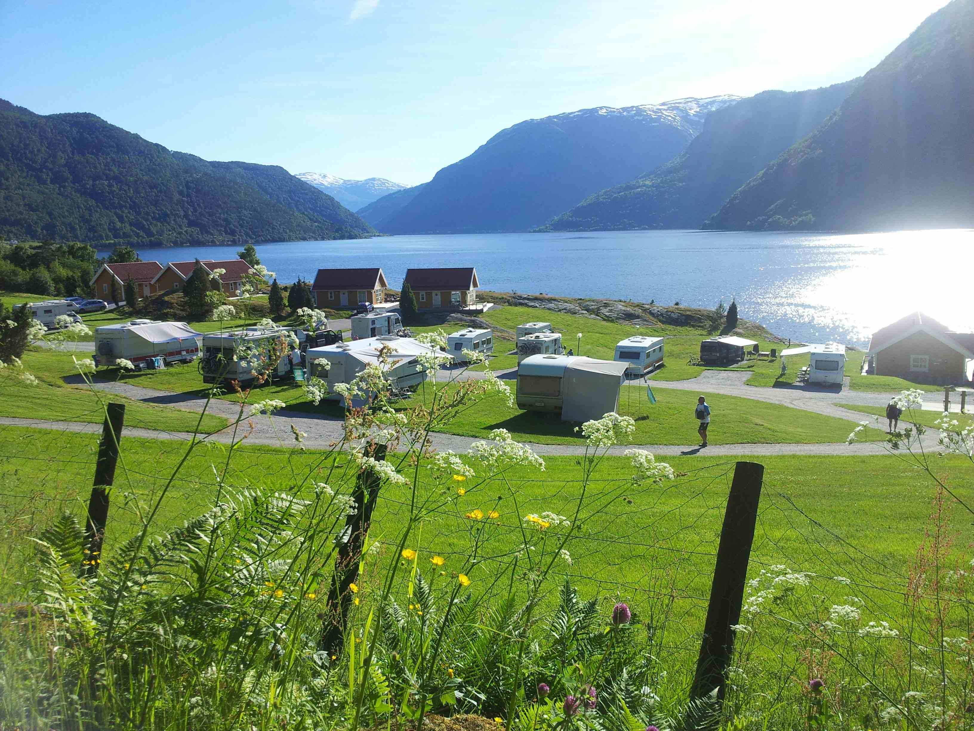 Kjørnes Camping og Fjordhytter