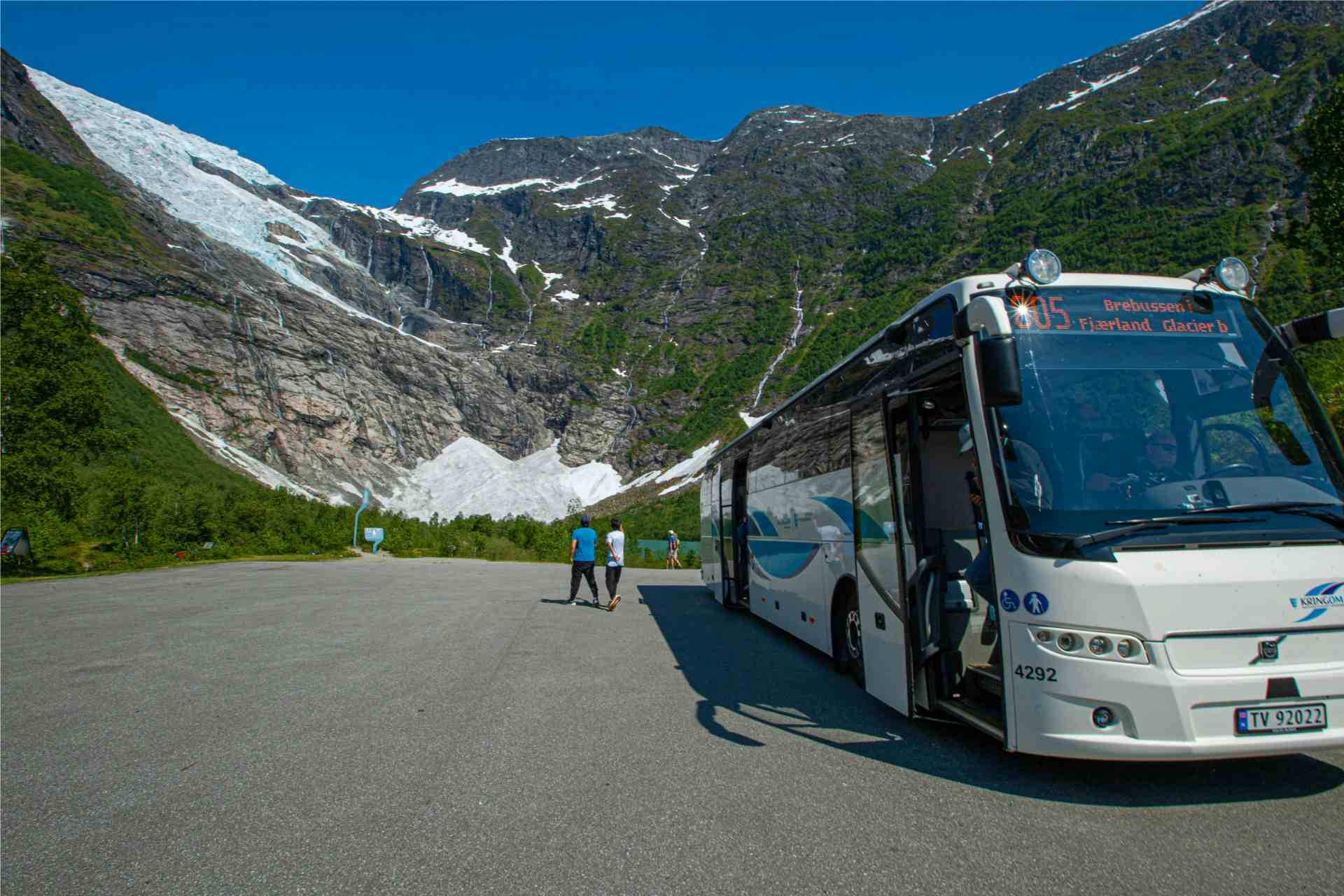 Glacierbus in Fjærland